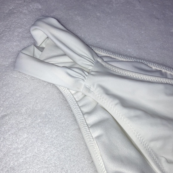 NWT Victoria secret swim - Picture 3 of 8